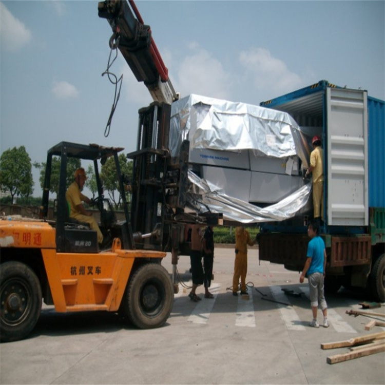 宛城附近的随车吊出租服务：选择指南与注意事项