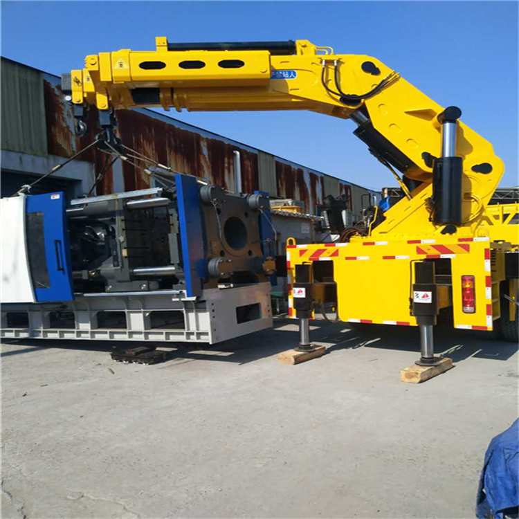 宛城 大吨位折臂吊出租费用解析：一小时租赁多少钱